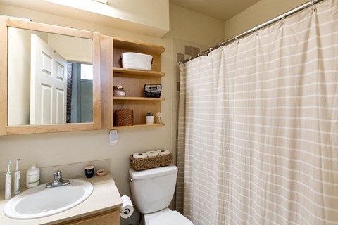 404 W 12th Ave 1-2 Beds Apartment, Denver for Rent - Photo Gallery 24